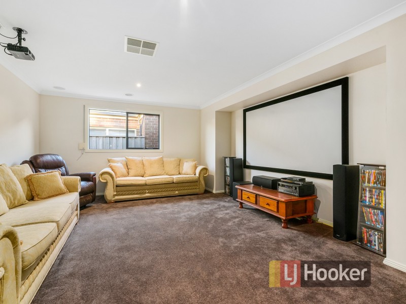15 Marija Crescent, Berwick VIC 3806