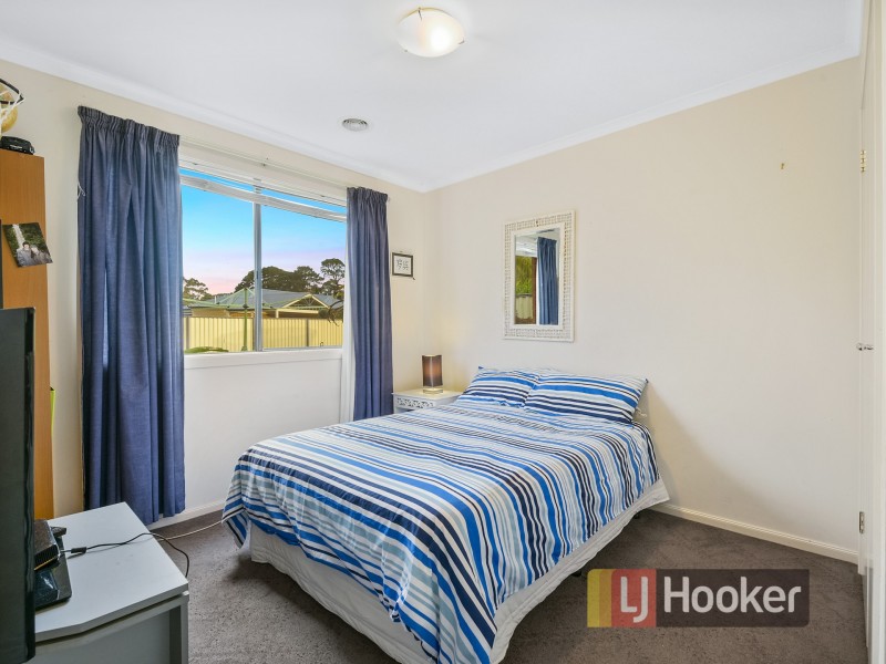 37 Cranston Close, Narre Warren North VIC 3804