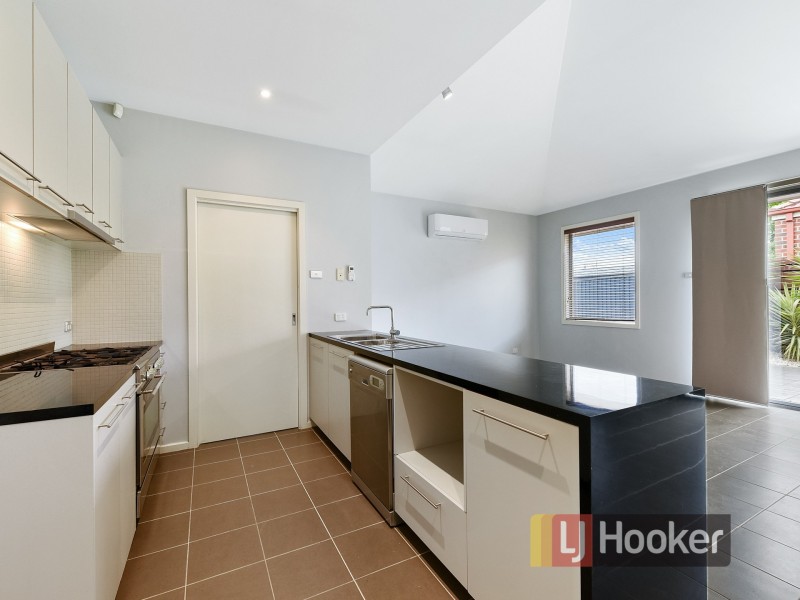 50 The Parkway, Pakenham VIC 3810