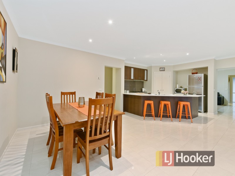119 Skyline Way, Berwick VIC 3806