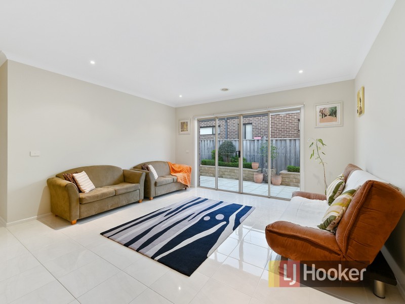 119 Skyline Way, Berwick VIC 3806