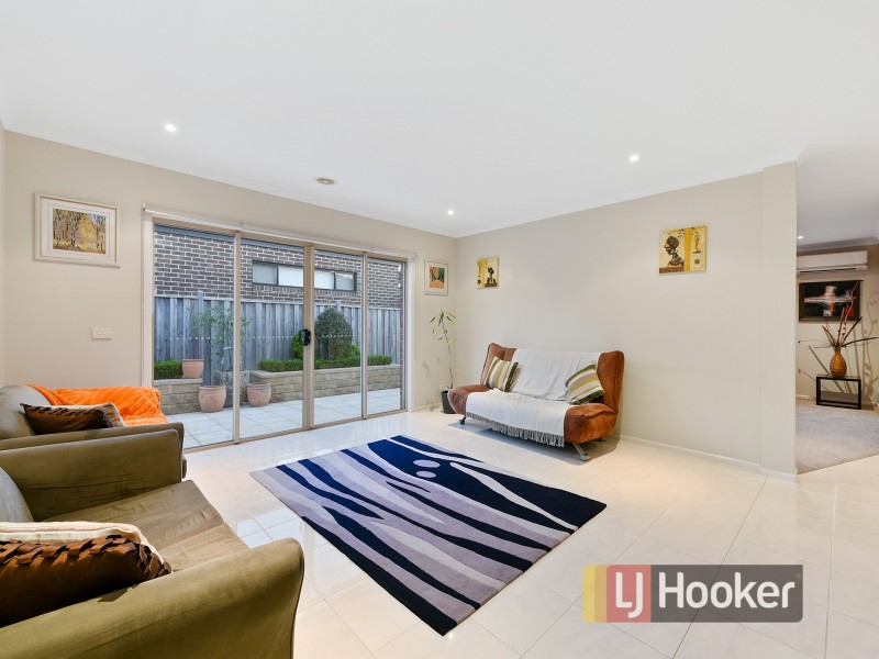 119 Skyline Way, Berwick VIC 3806