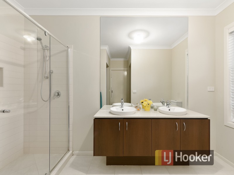 119 Skyline Way, Berwick VIC 3806
