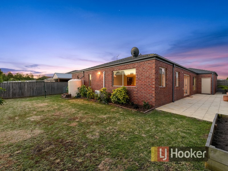 119 Skyline Way, Berwick VIC 3806