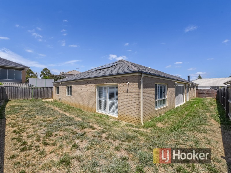 7 Magnifica Close, Berwick VIC 3806