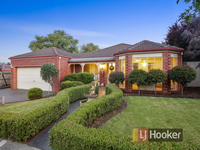 4 Edwin Street, Narre Warren South VIC 3805
