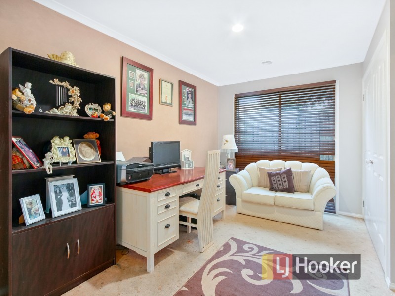 4 Edwin Street, Narre Warren South VIC 3805