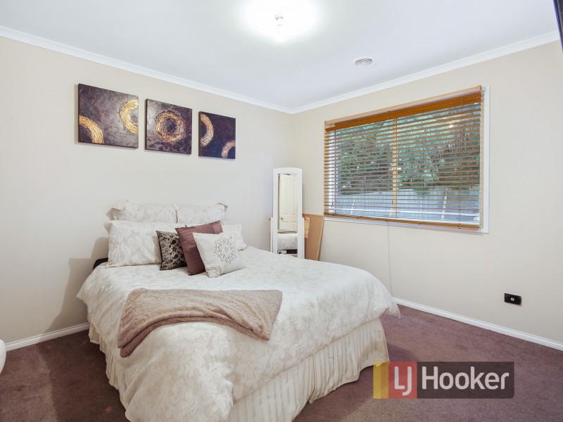 4 Edwin Street, Narre Warren South VIC 3805