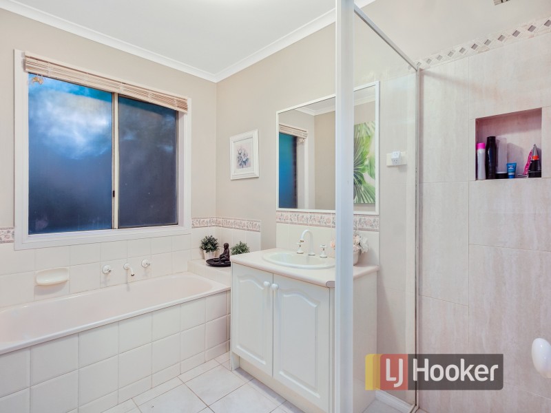 4 Edwin Street, Narre Warren South VIC 3805