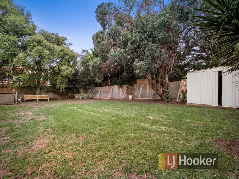 4 Edwin Street, Narre Warren South VIC 3805