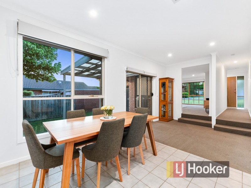 64 Lodge Crescent, Berwick VIC 3806