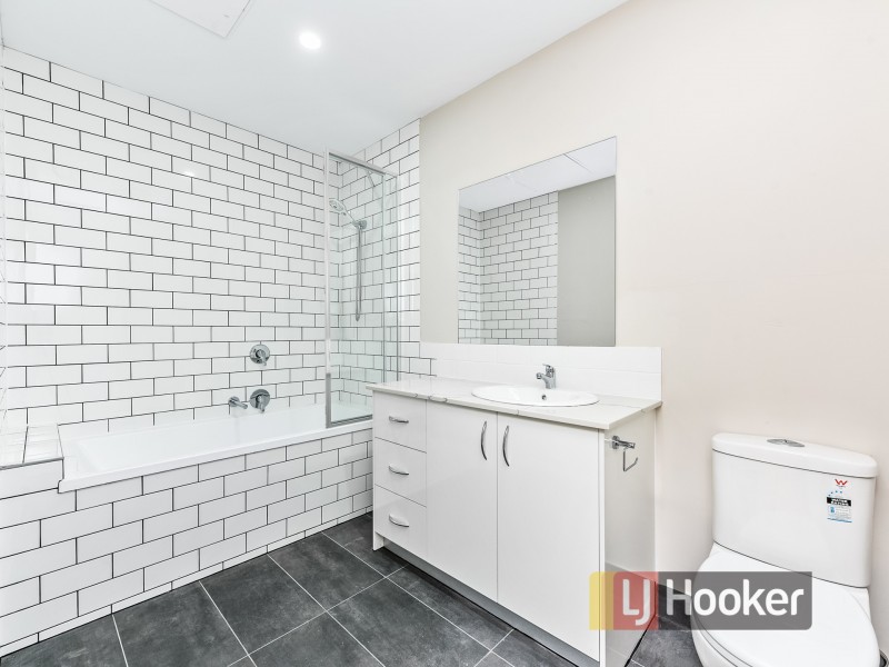 Unit 2/17 Cameron Way, Pakenham VIC 3810