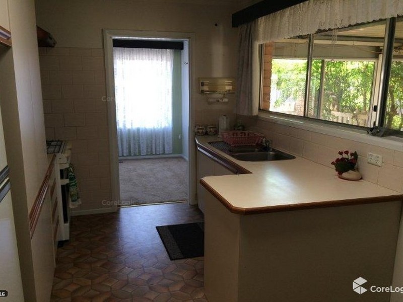 8 Valley Fair Drive, Narre Warren VIC 3805