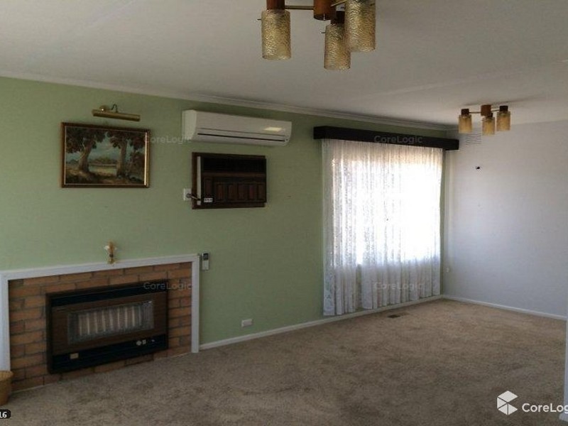 8 Valley Fair Drive, Narre Warren VIC 3805