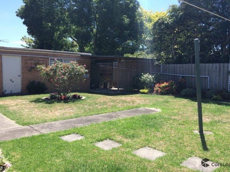 8 Valley Fair Drive, Narre Warren VIC 3805