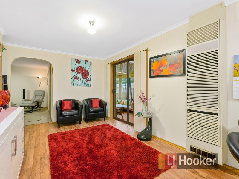5 Sylvia Road, Beaconsfield VIC 3807