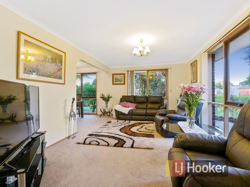 5 Sylvia Road, Beaconsfield VIC 3807