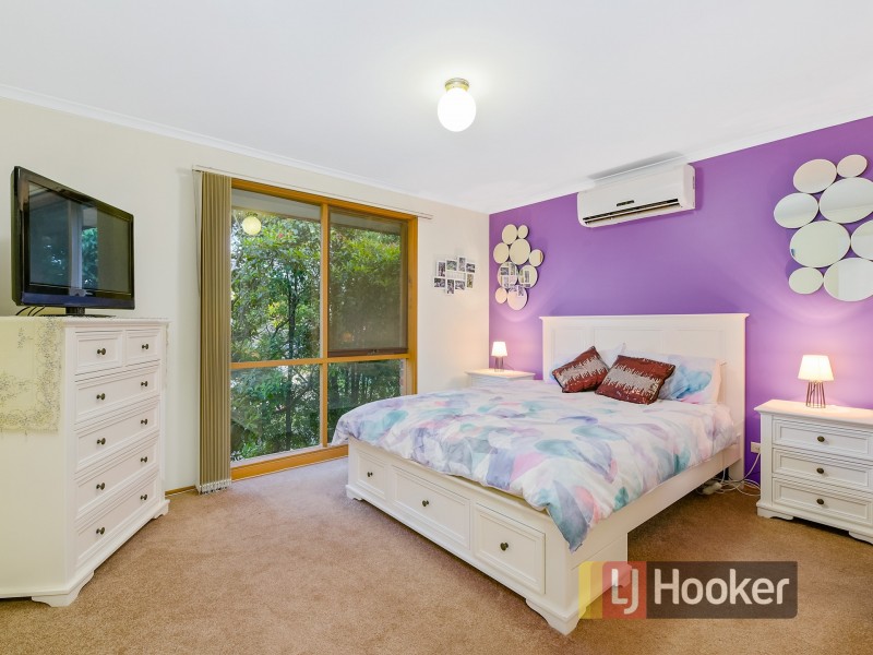 5 Sylvia Road, Beaconsfield VIC 3807