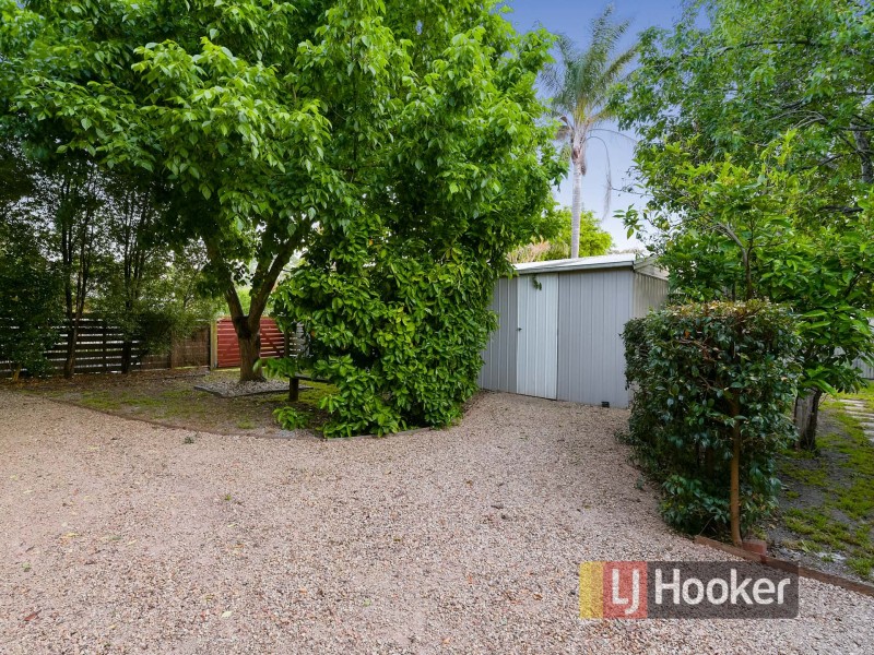 5 Sylvia Road, Beaconsfield VIC 3807