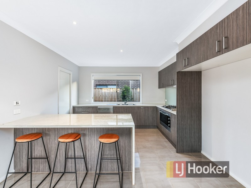 10 Jersey Crescent, Officer VIC 3809