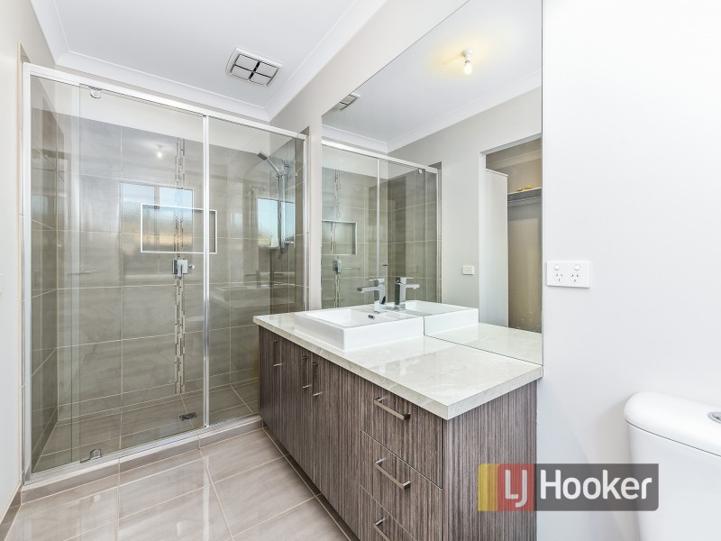 10 Jersey Crescent, Officer VIC 3809