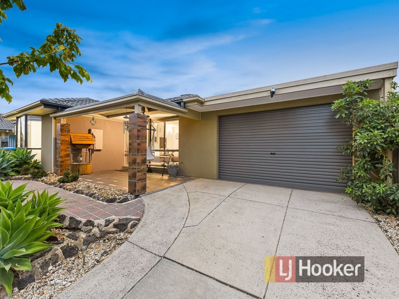 21 Forsyth Court, Cranbourne North VIC 3977