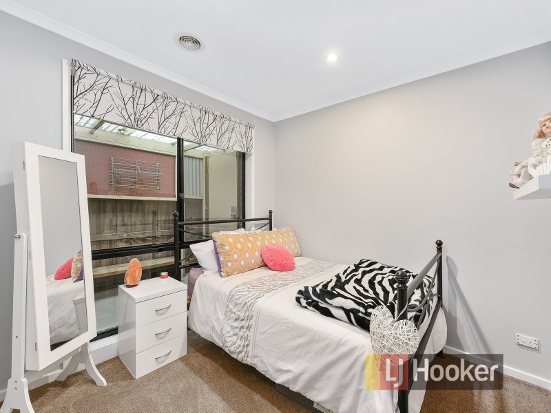 21 Forsyth Court, Cranbourne North VIC 3977