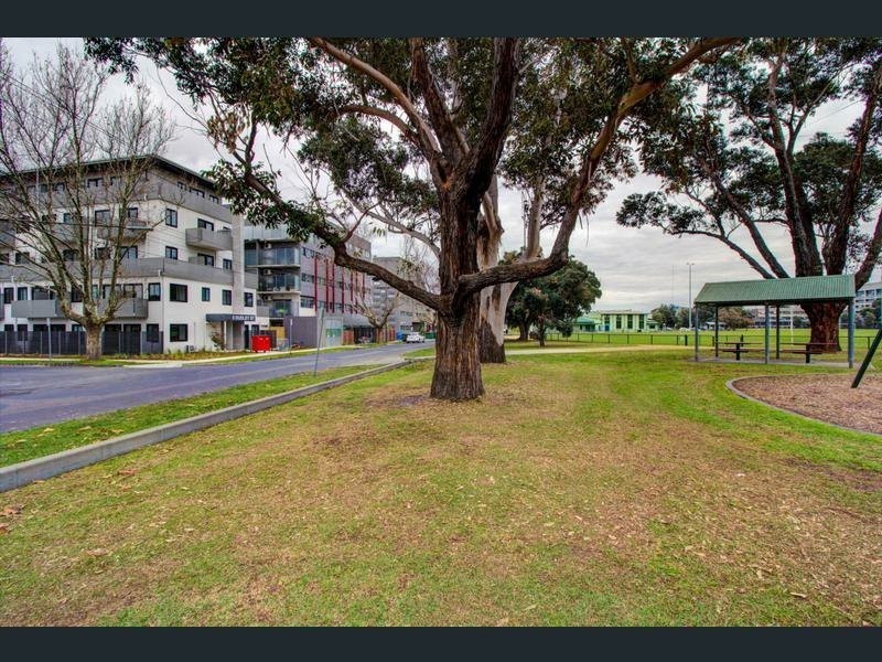 213/5 Dudley Street, Caulfield East VIC 3145