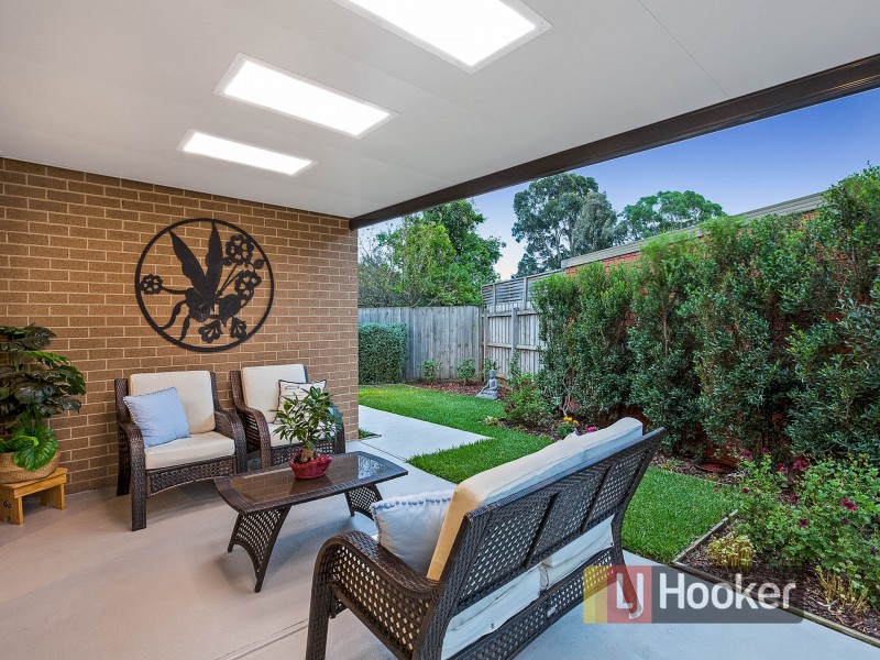 2/1 Derwent Court, Berwick VIC 3806