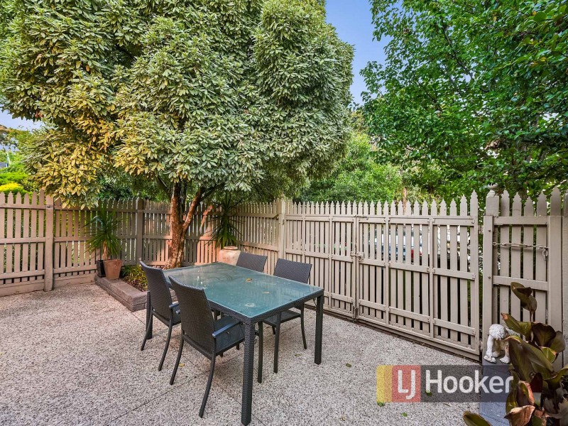 1a Neill Street, Berwick VIC 3806