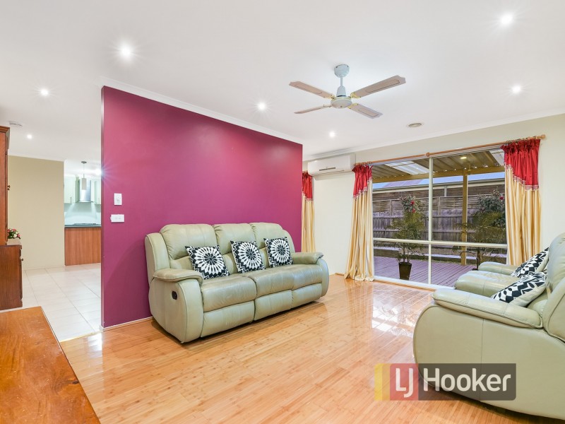 5 Lisburn Way, Berwick VIC 3806