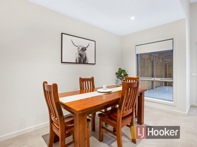 30 Llano Circuit, Berwick VIC 3806