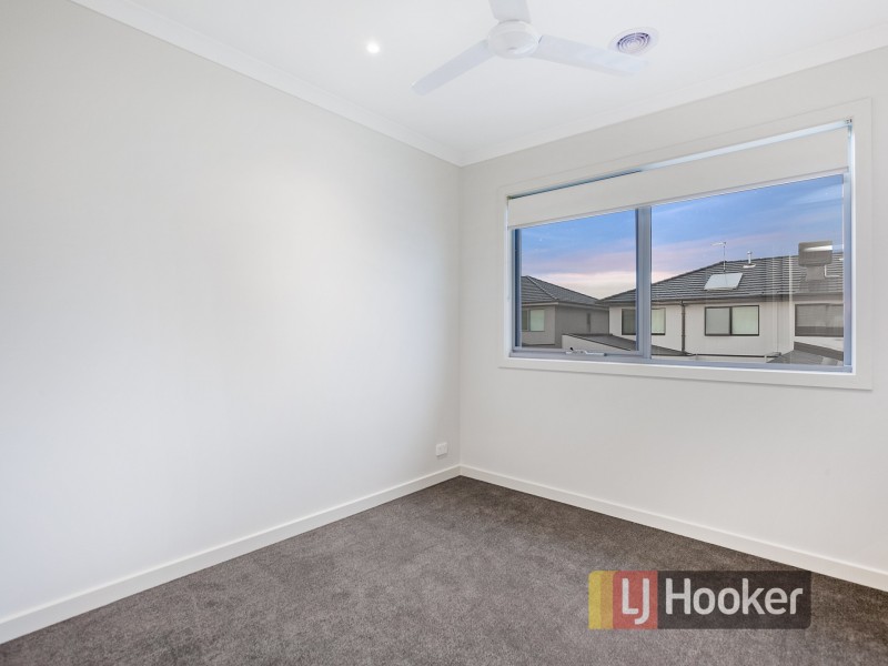 30 Llano Circuit, Berwick VIC 3806