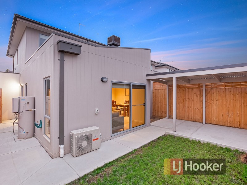 30 Llano Circuit, Berwick VIC 3806