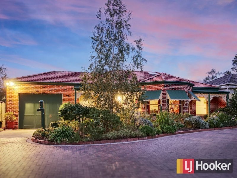 2 Kiah Place, Berwick VIC 3806