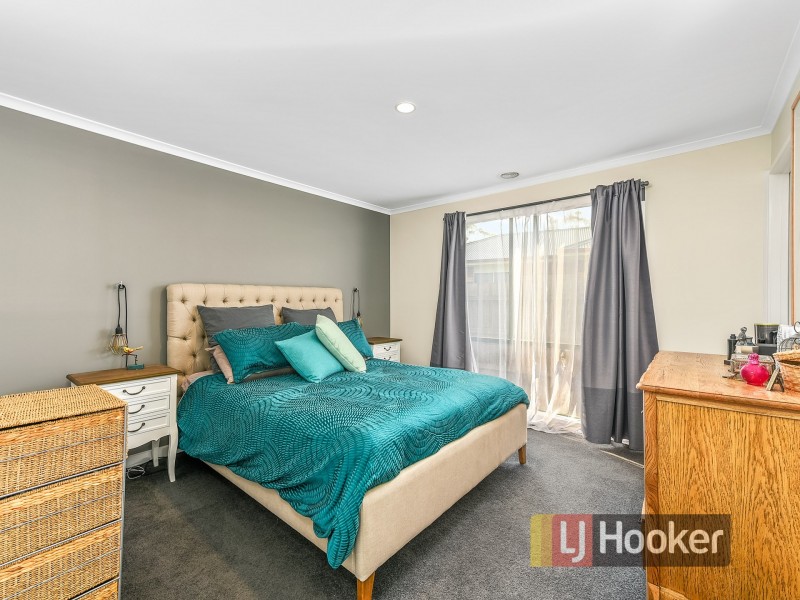 7 Regent Close, Berwick VIC 3806