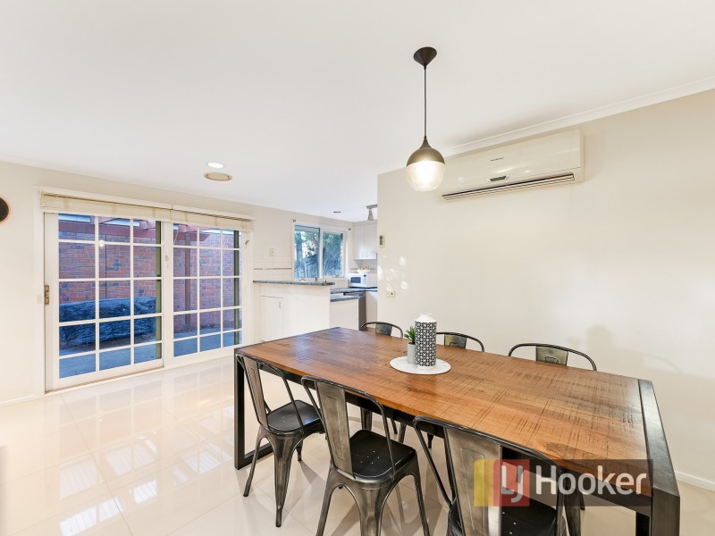 8A Messmate Court, Berwick VIC 3806