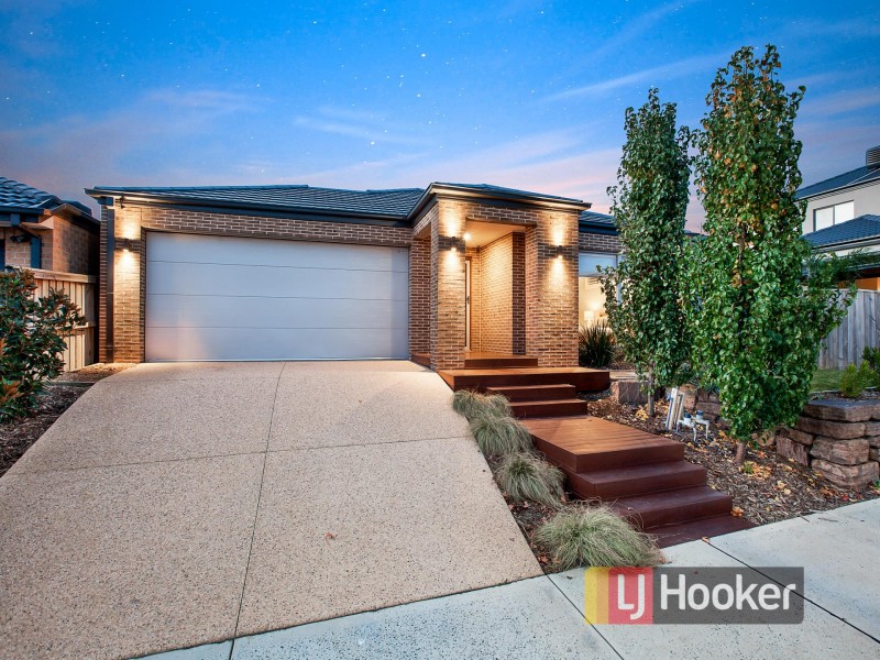 9 Elton Place, Officer VIC 3809