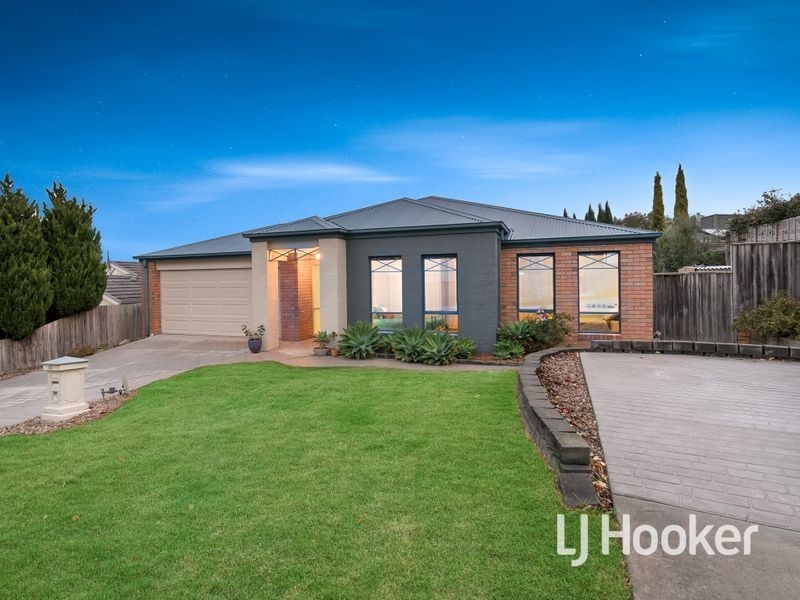 40 Lorikeet Drive, Berwick VIC 3806