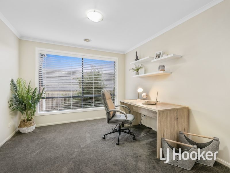 40 Lorikeet Drive, Berwick VIC 3806