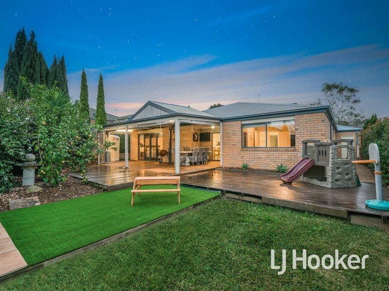 40 Lorikeet Drive, Berwick VIC 3806