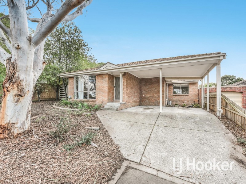 7 Howitt Court, Berwick VIC 3806