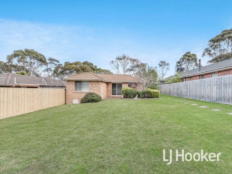 7 Howitt Court, Berwick VIC 3806