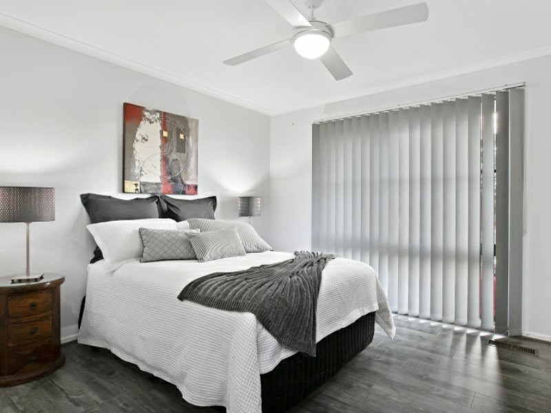 6 Ravensthorpe Crescent, Narre Warren VIC 3805