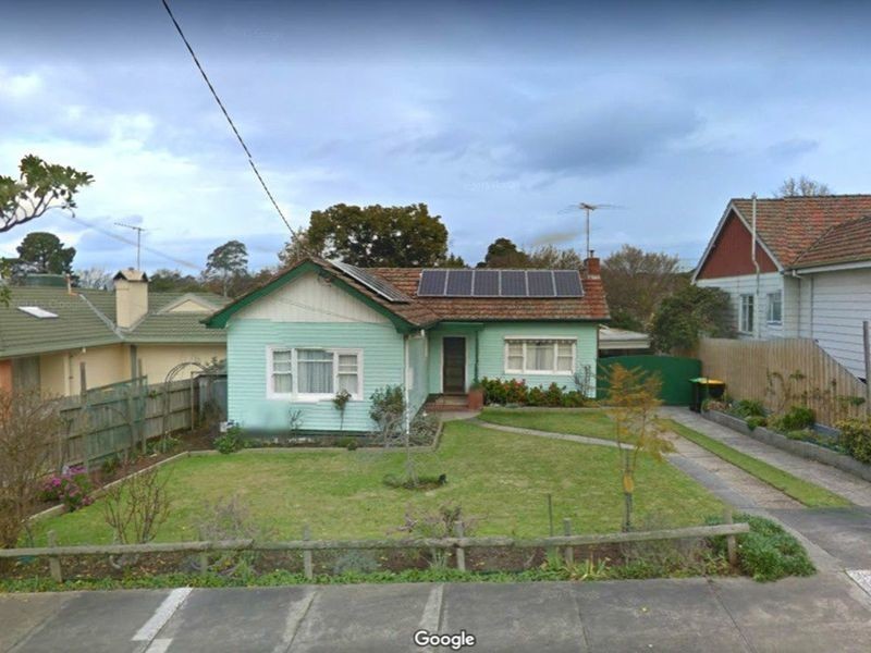 8 Grant Street, Dandenong VIC 3175