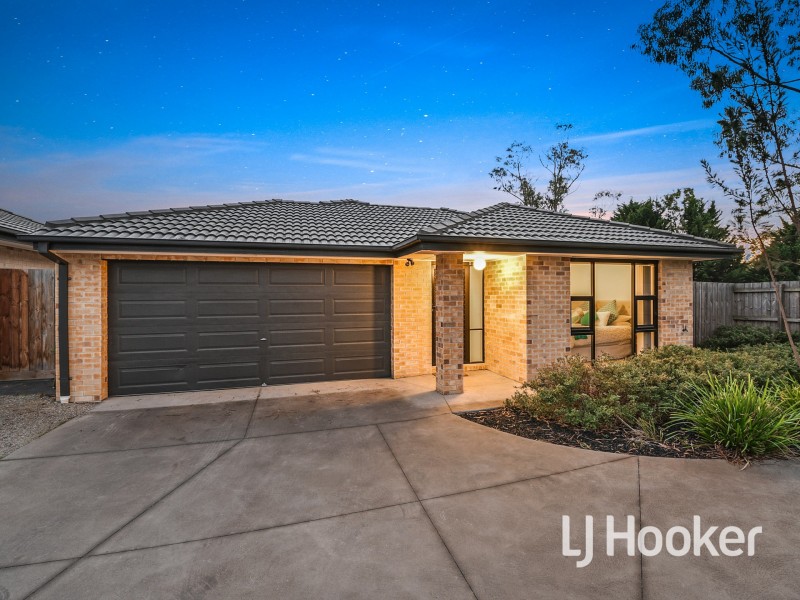 Unit 4/30 Warrenwood Place, Langwarrin VIC 3910