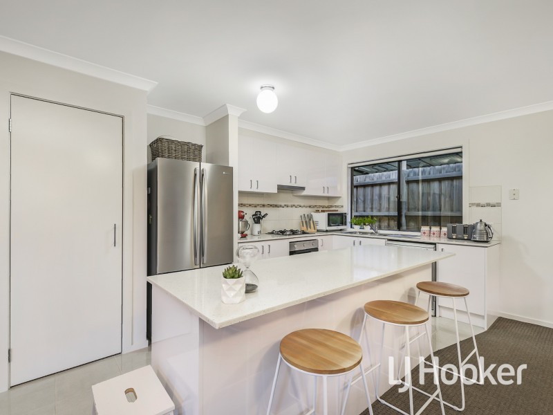 Unit 4/30 Warrenwood Place, Langwarrin VIC 3910