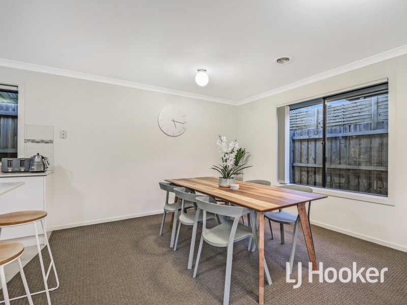 Unit 4/30 Warrenwood Place, Langwarrin VIC 3910