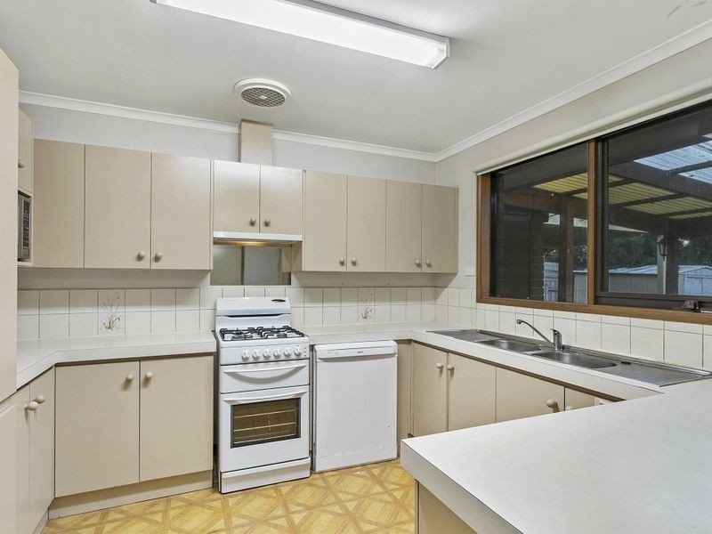 35 Springfield Crescent, Hampton Park VIC 3976