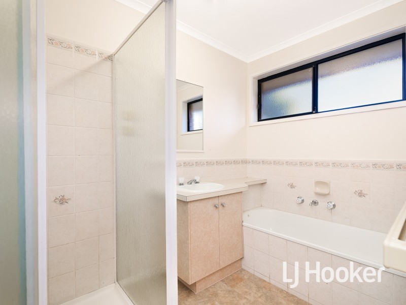 5 Benny Place, Berwick VIC 3806